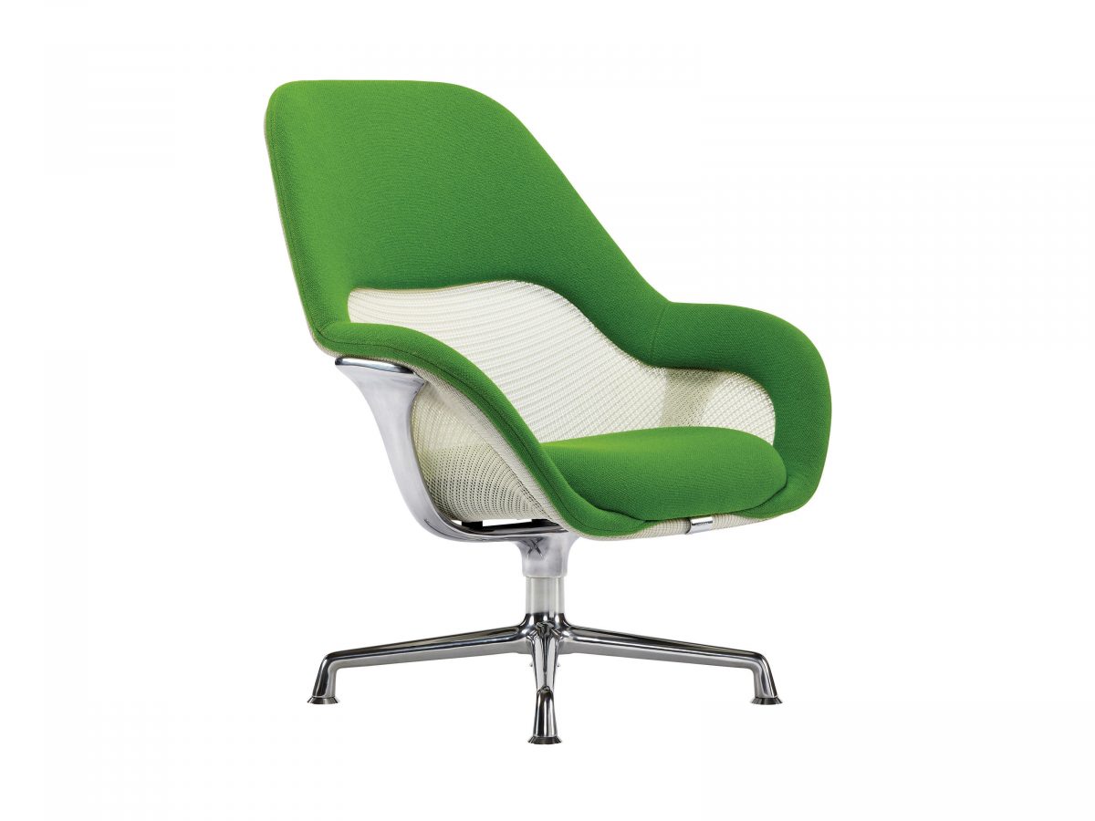 Lounge-inspired conference furniture by Steelcase