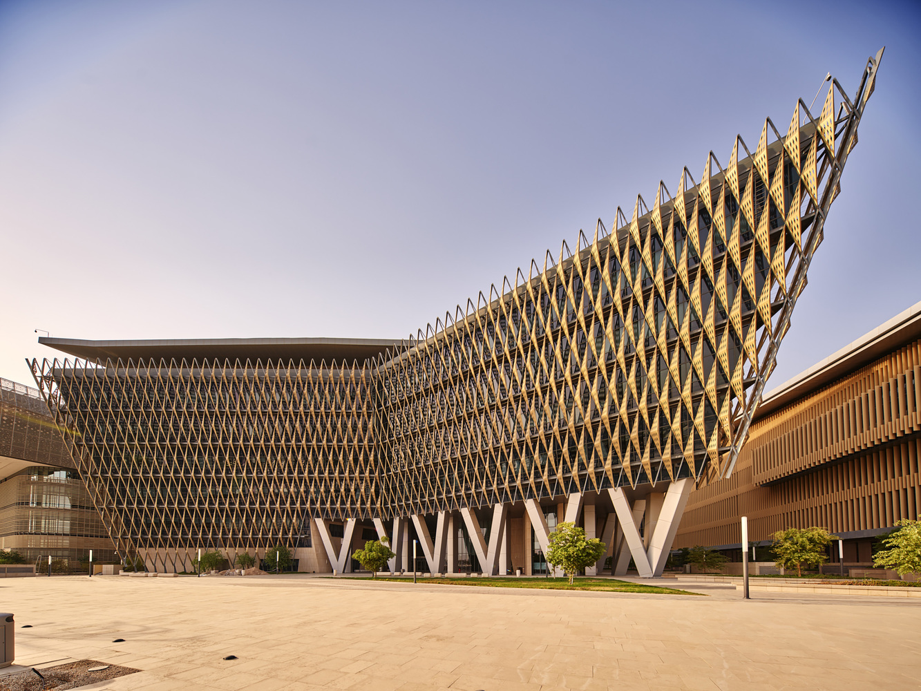 Kuwait University College of Life Sciences by CambridgeSeven + Gulf