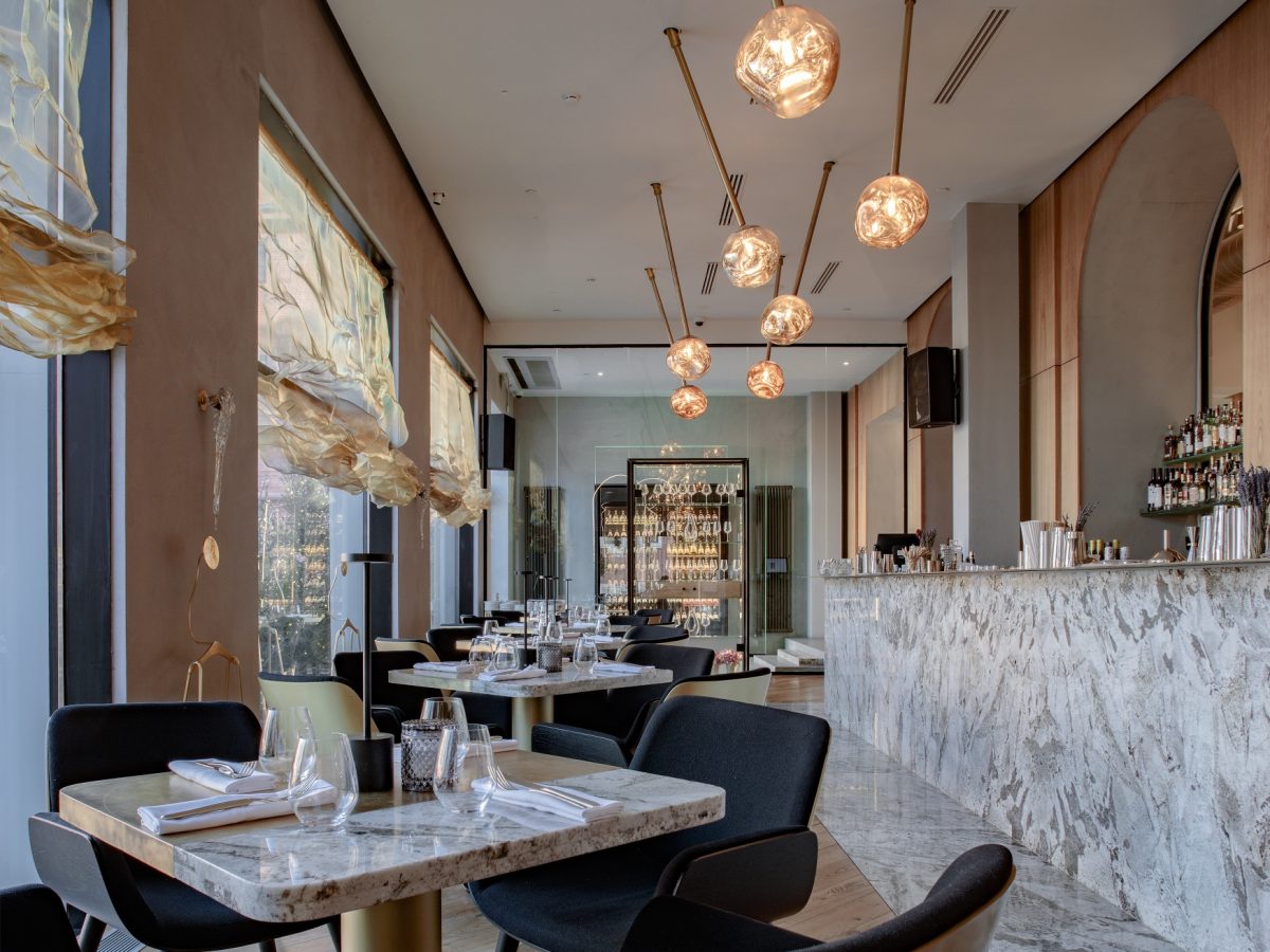 Witness 'Pop the Champagne' themed Peach Restaurants' vivacious