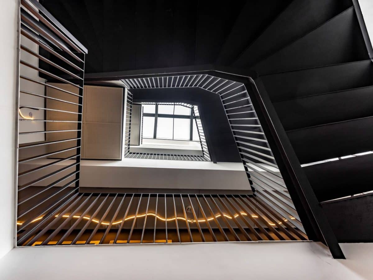 Justa Nuo: A modern urban retreat by Architecture Disciple for jüSTa ...