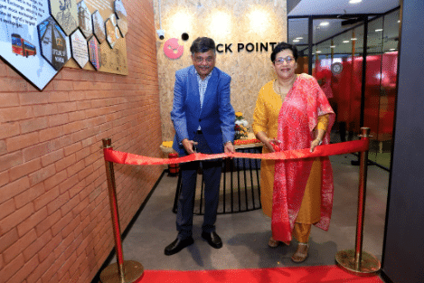 Sundar Balasubramanian, Managing Director for India and South Asia, and Ruma Balasubramanian, President of the Asia Pacific & Japan region, inaugurated the new Mumbai office