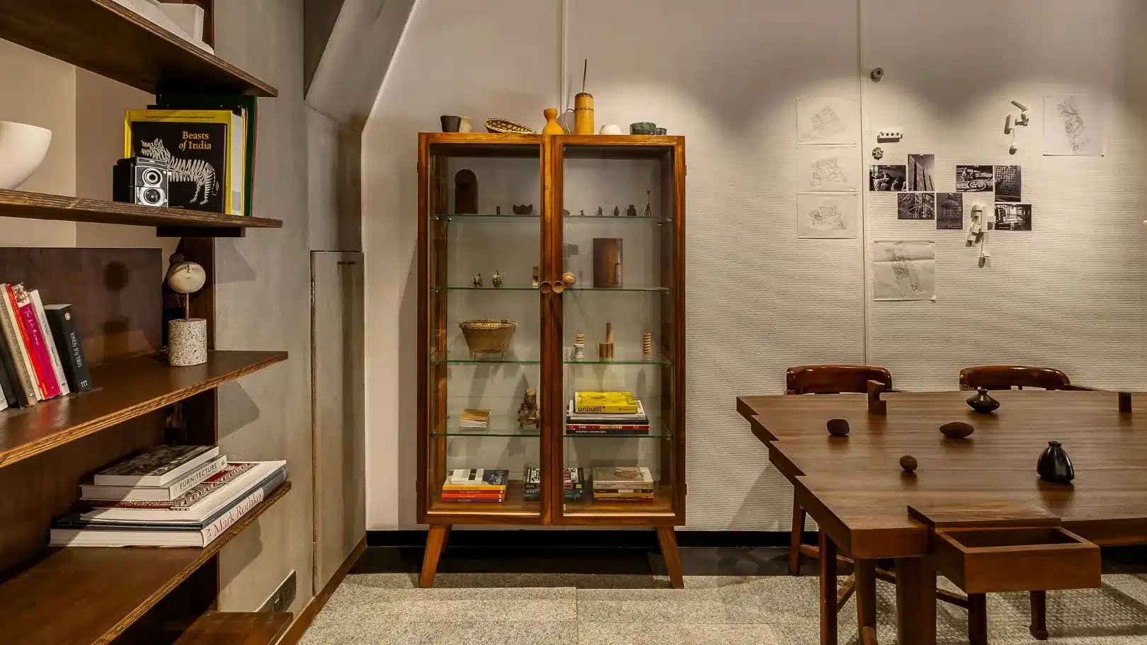 DRAW Studio’s 220 square foot Mumbai office