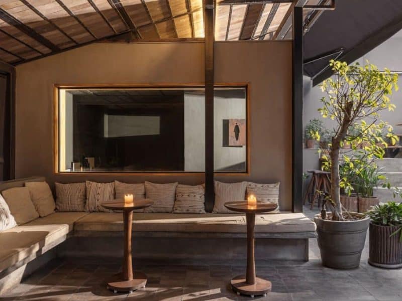 Delhi cafe’s by Studio Hohma
